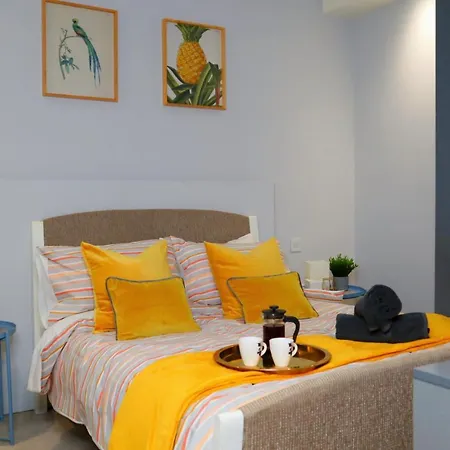 Urban Chic: Trendy 2-Bedroom with Smart Amenities Bournemouth Exterior photo